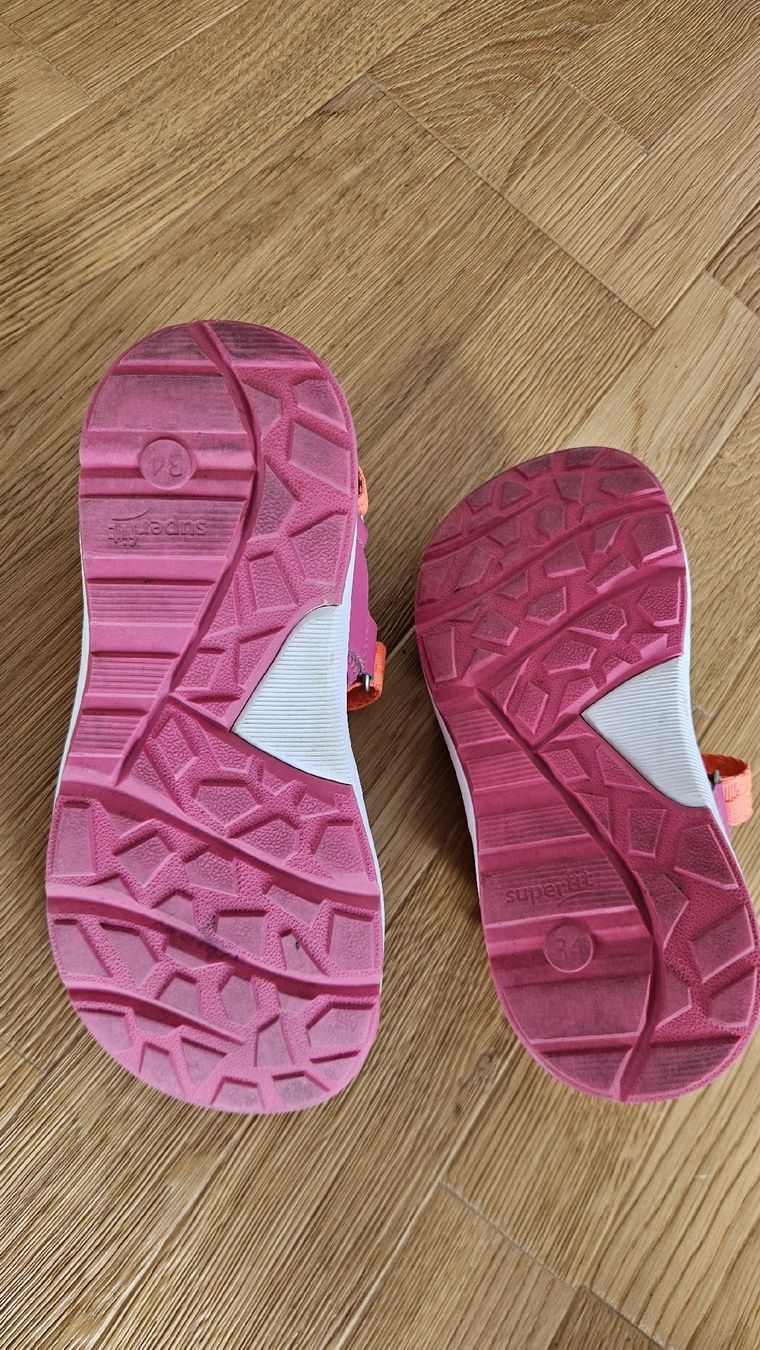 Superfit Scarpe da uomo: Superfit Crisscross Trekkingsandale Grösse 34 – Usato da Frenkendorf venduto da Julesrules84 1