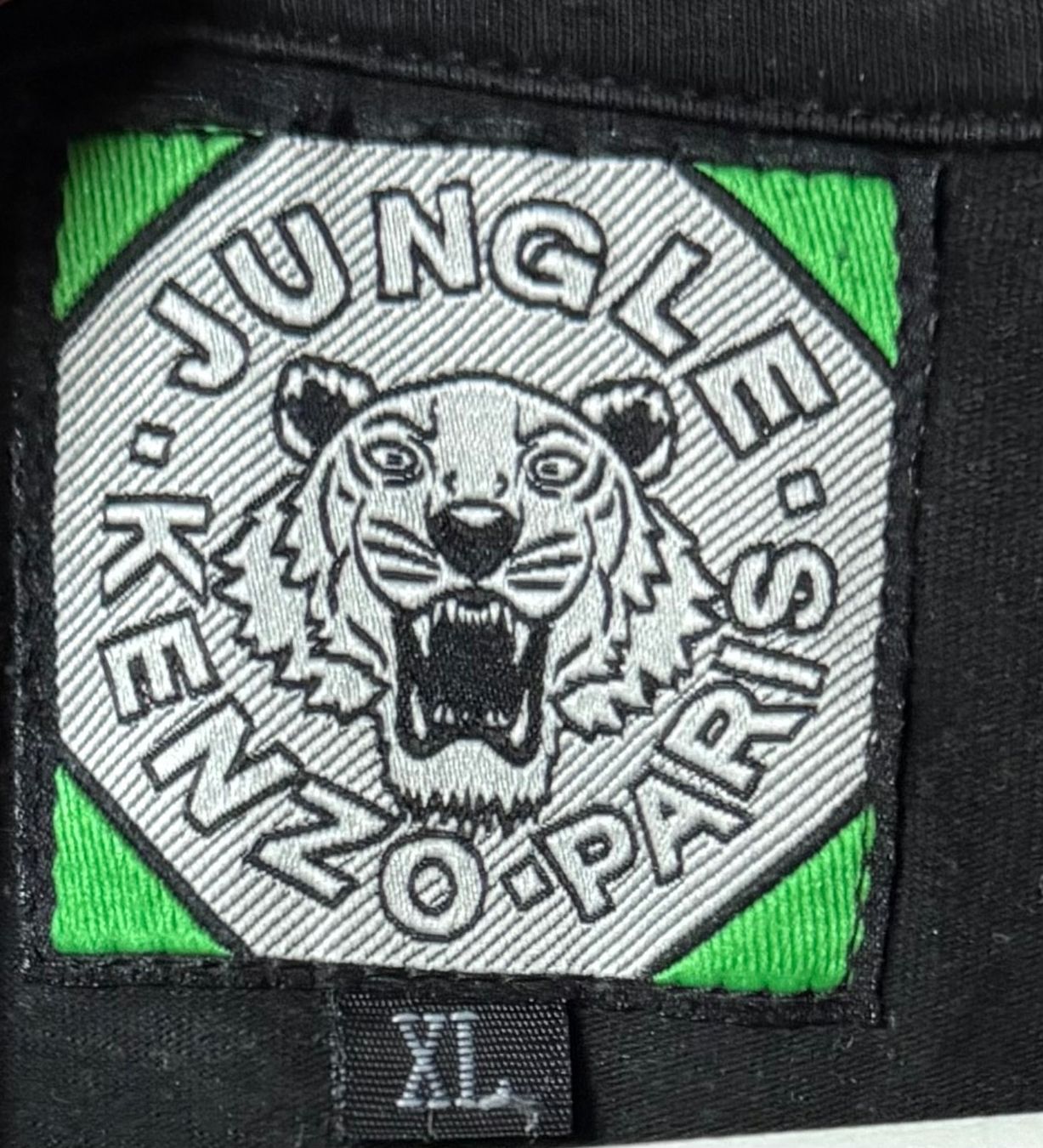 Kenzo T-Shirts: KENZO T-Shirt, Tigerprint, schwarz – Gebraucht aus Wohlen AG von thr_t5x8 2