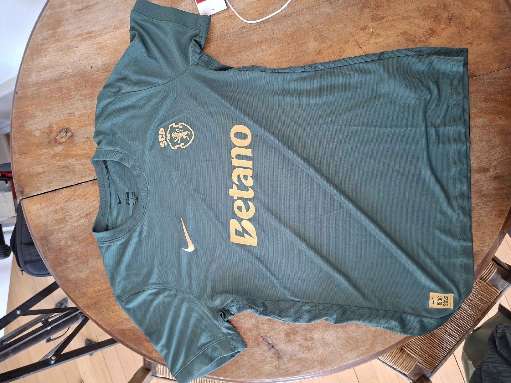Nike Canottiere & Pantaloni: Sporting CP Jersey L – Nuovo e nell'imballaggio originale da Neuchâtel venduto da tim_bks7