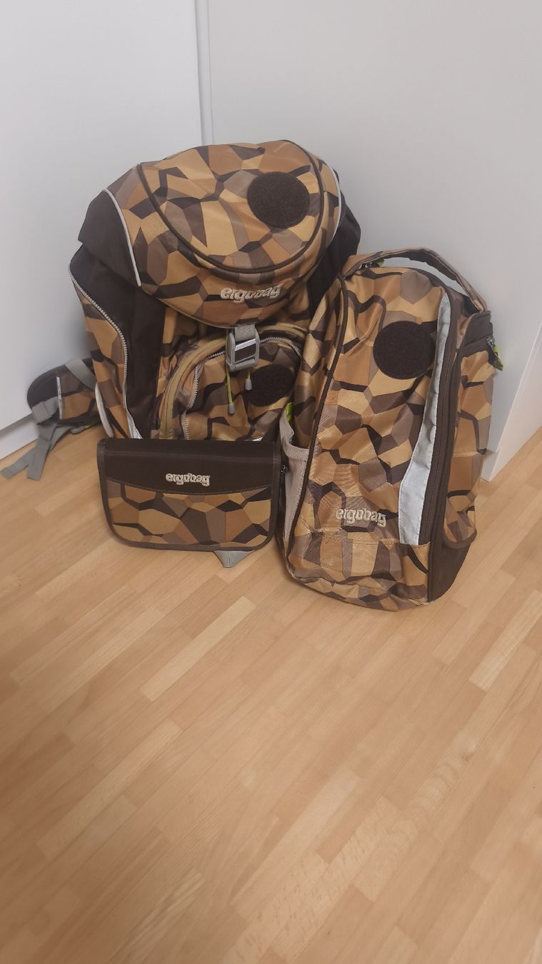 Ergobag Sacs & sacs à dos: Ergobag Set – D'occasion à Eschlikon TG par yvharoha