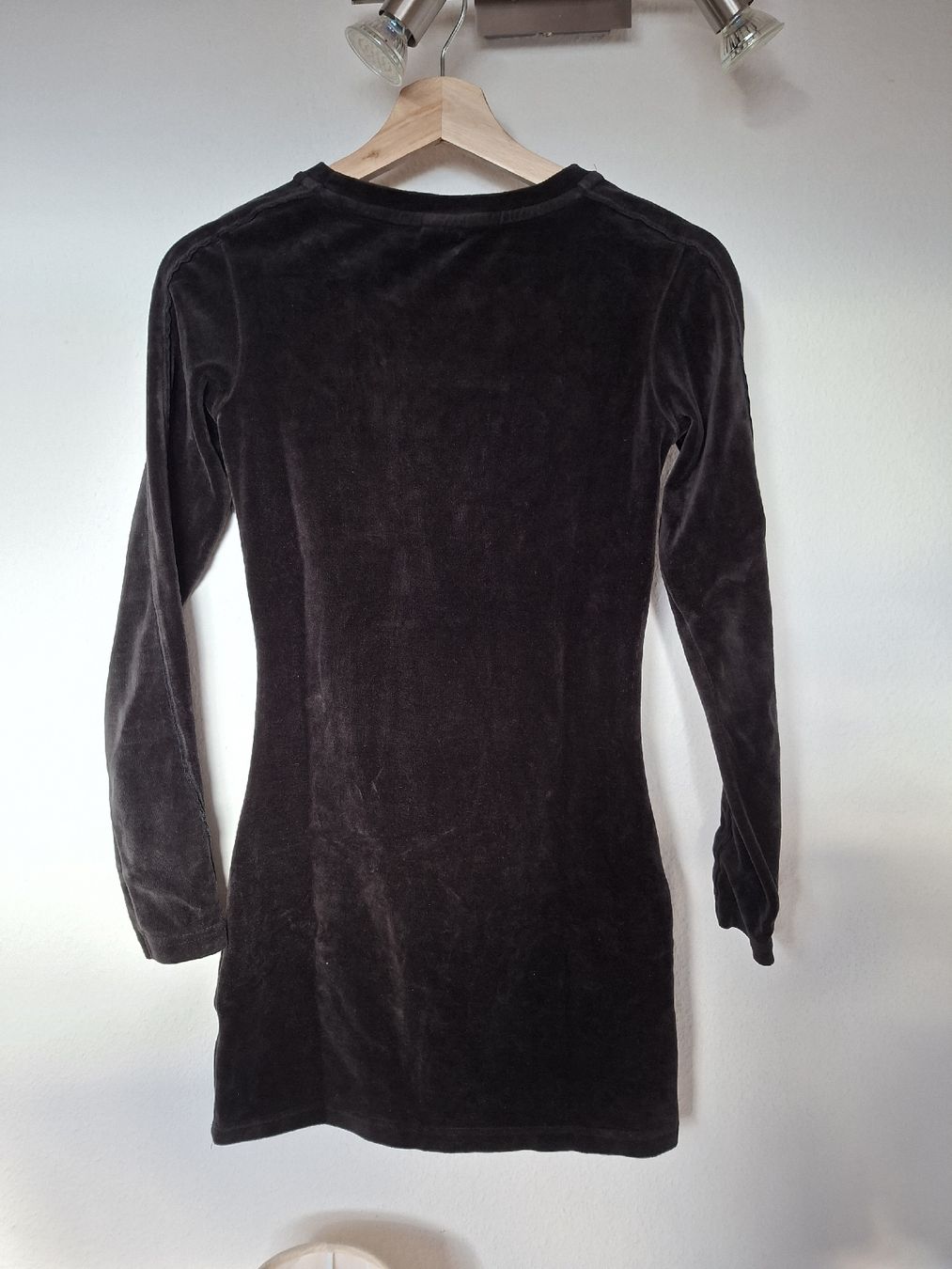 Puma Robes: Robe Puma en velours - T. S – D'occasion à Lausanne par Super-cerise 6