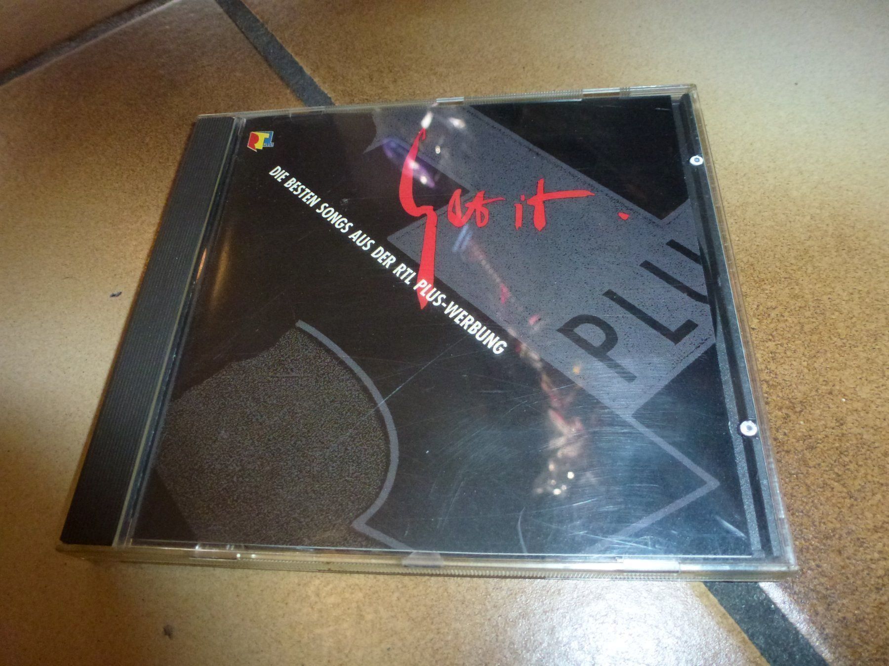 CD: Get It - Die besten Songs RTL PLUS-WERBU – Usato da Olten venduto da Disc-Ausverkauf