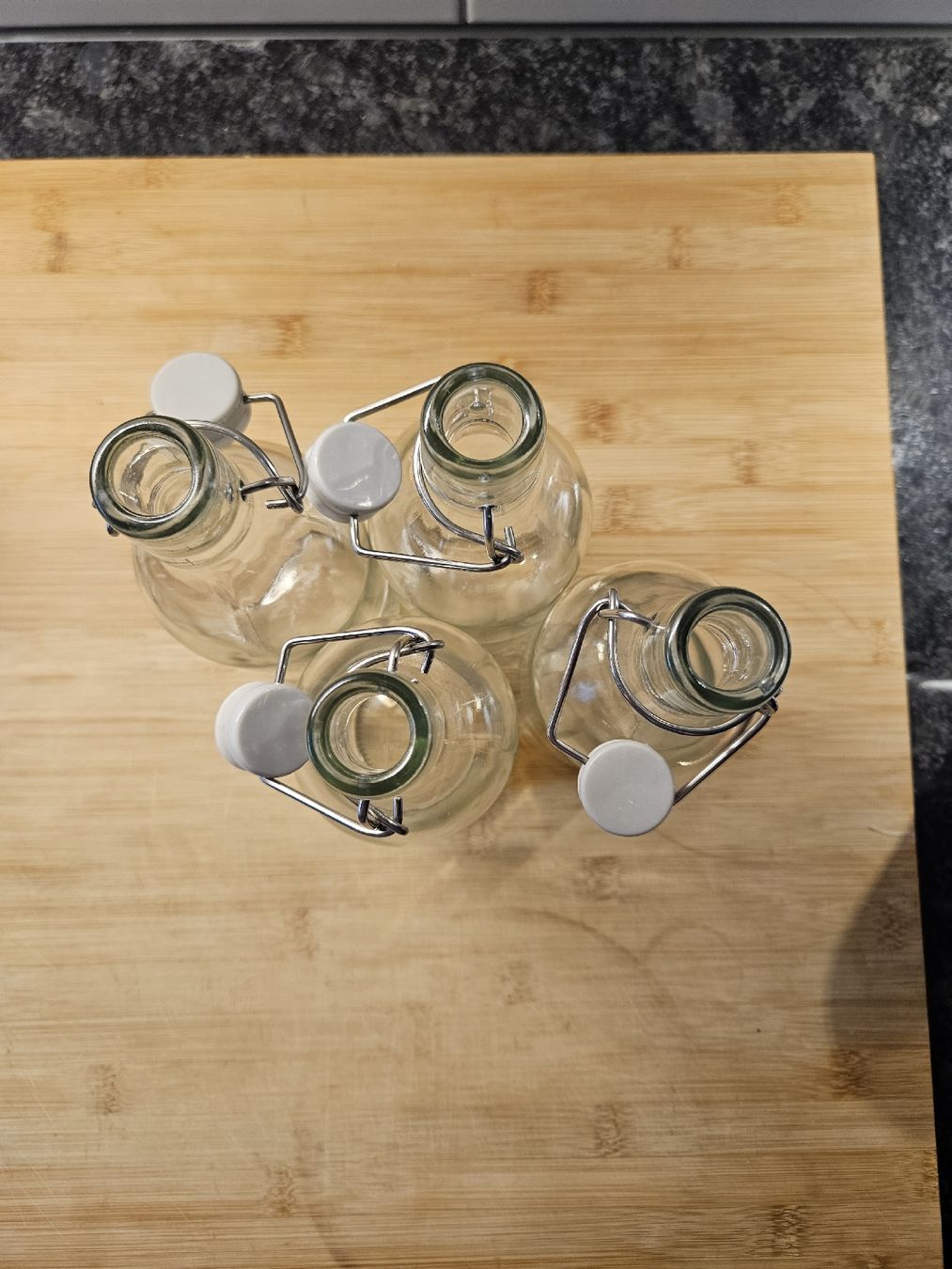 Ikea Gläser, Krüge & Flaschen: 4 Glasflaschen Ikea – Gebraucht aus Lenzburg von lau_nn7p 1