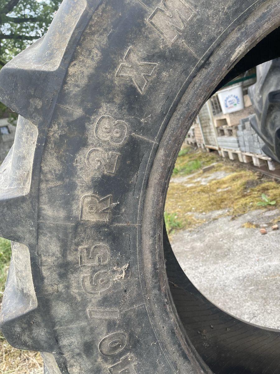 Trattori: Pneu  – Usato da Hägglingen venduto da fendt511 2