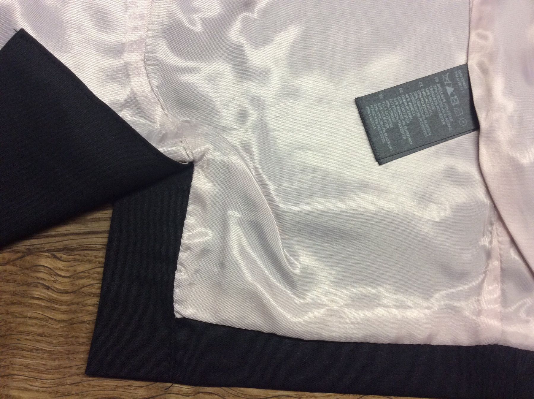 H&M Giacche: BLAZER GR.42/L anthrazit/schwarz edel H&M – Usato da Frauenfeld venduto da Boldi46 3