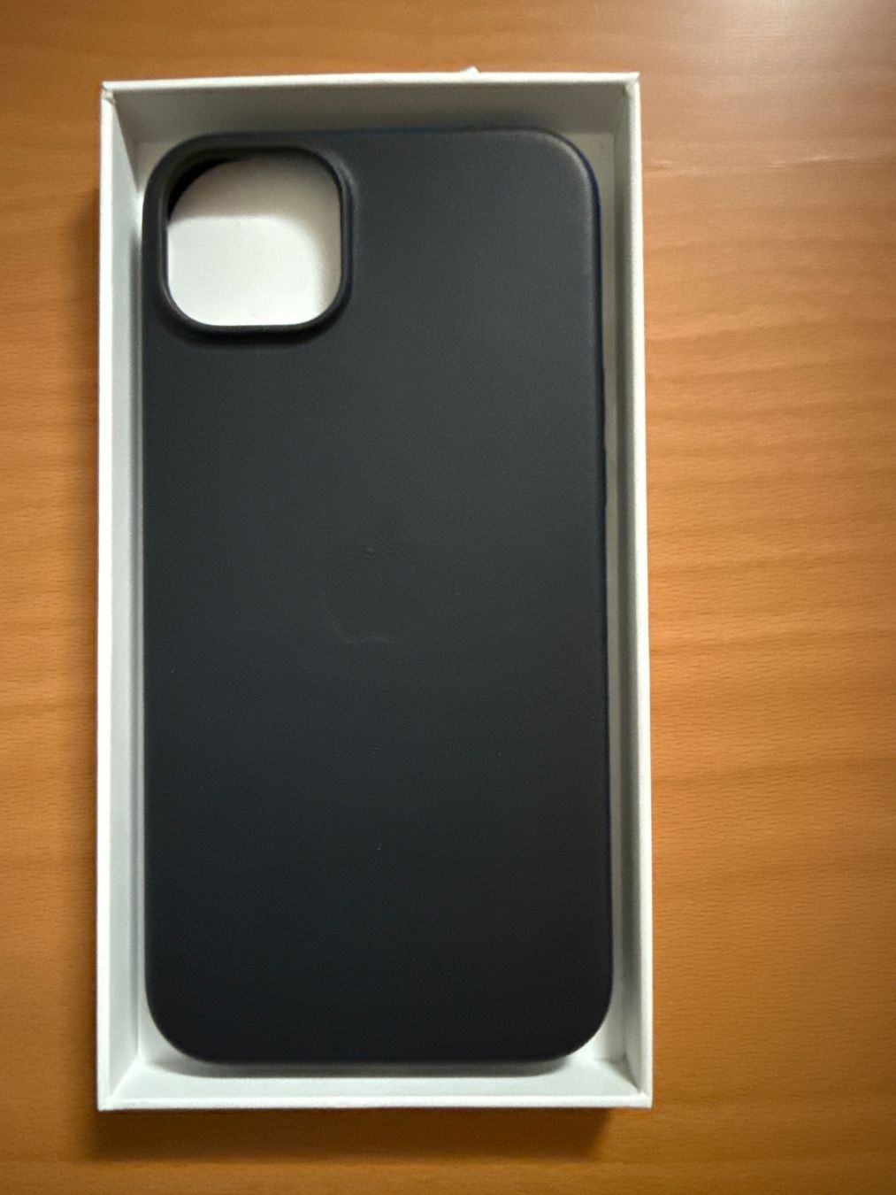 Apple Cover & Protezioni schermo: iPhone 14 Plus Leather Case – Usato da Dübendorf venduto da Lion-501 1