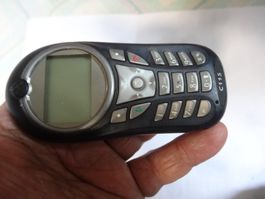 MOTOROLA C115 ANTIK SEHRKLEINEHANDY.OHNE CHAGER-NICHT TESTED
