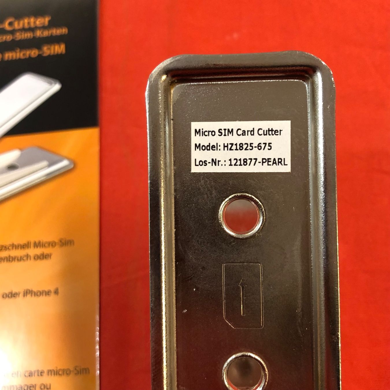 Tutti gli attrezzi: Micro SIM Card Cutter Model HZ1825-675 – Nuovo e nell'imballaggio originale da Neerach venduto da Arbimus 1