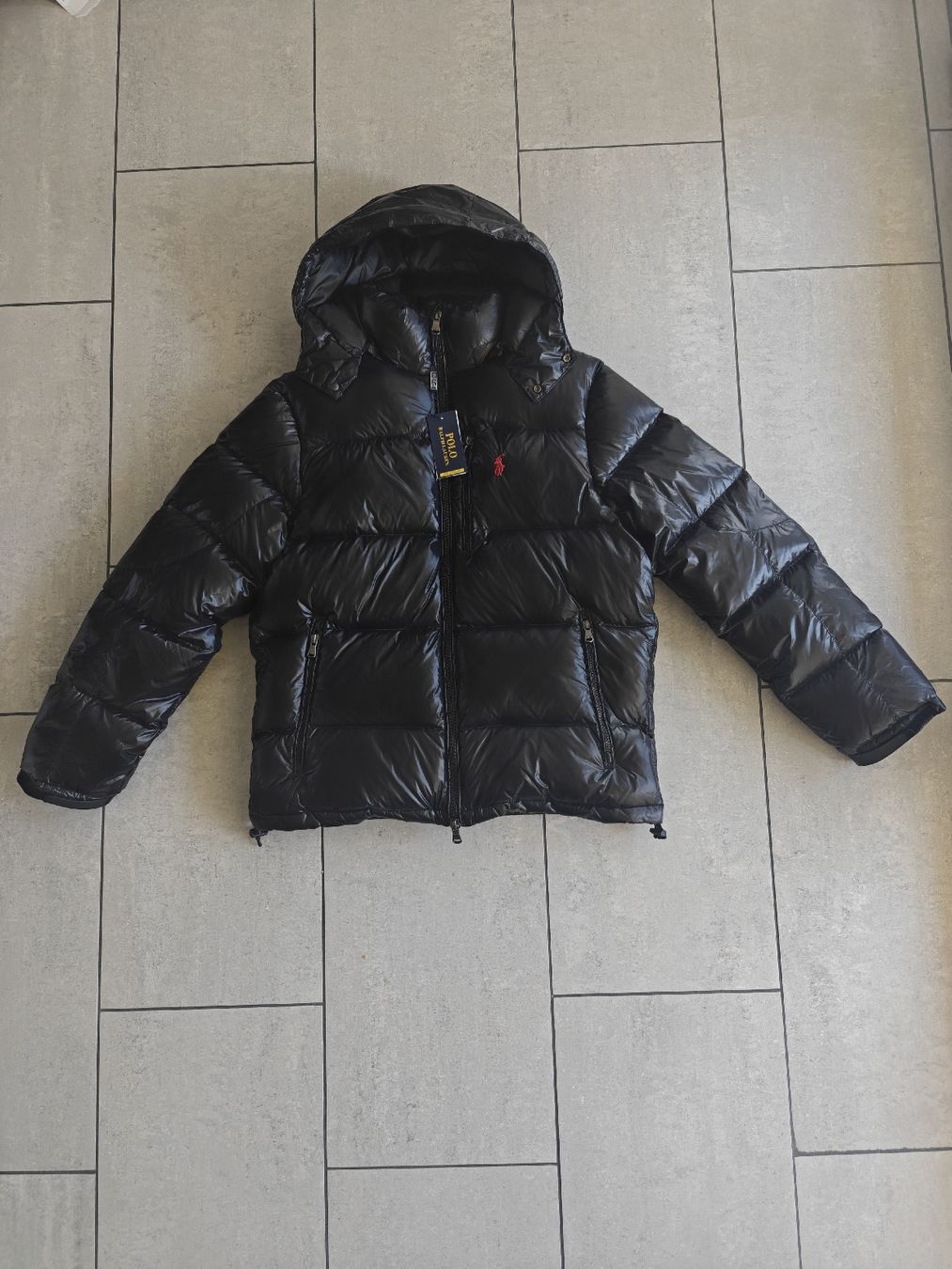 Ralph Lauren Jacken: Ralph Lauren Gorham Glossed Down Jacket – Neu und originalverpackt aus Zofingen von VolNa 1