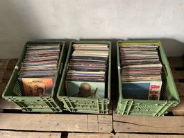 3 caisses de disques vinyle 33 tours