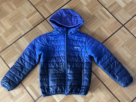 Kinder Steppjacke Winterjacke Bench Grösse 9-10 Jahre 