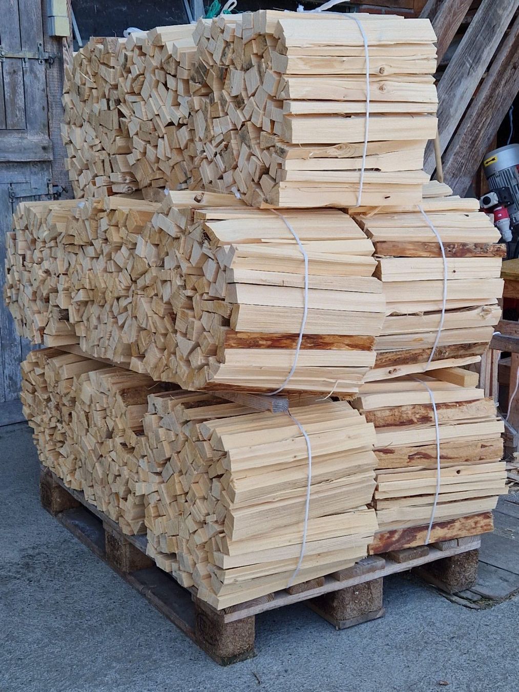 Holzartikel: Anfeuerholz – Gebraucht aus Leissigen von deltaturbo