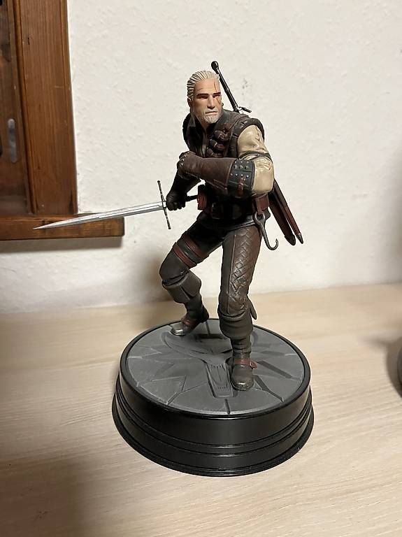 Statuette: GERALT MANTICORE - DARK HORSE - WITCHER 3 – Usato da Blonay venduto da rou_vr7k