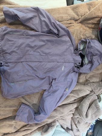 Damen Regenjacke Icepeak lila Grösse L guter Zustand