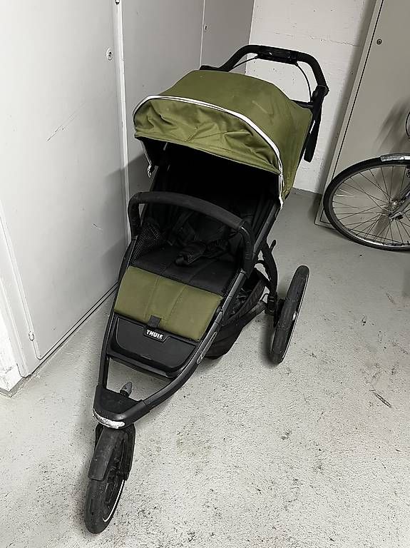 Thule Poussette: Thule Urban Glide 2 – D'occasion à Zürich par Sara2010