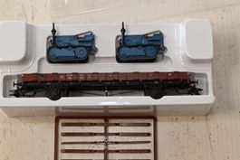 Märklin Rungenwagen mit zwei Raupen H0/AC mit OVP