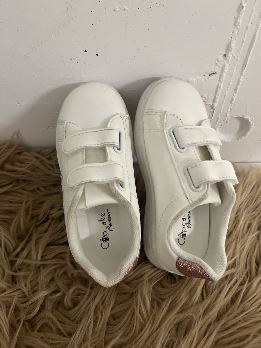 Schuhe für Mädchen: Sneakers Gr. 27 – Neu (gemäss Beschreibung) aus Frauenfeld von Ka.ia 2