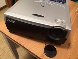 Acer Beamer PD723
