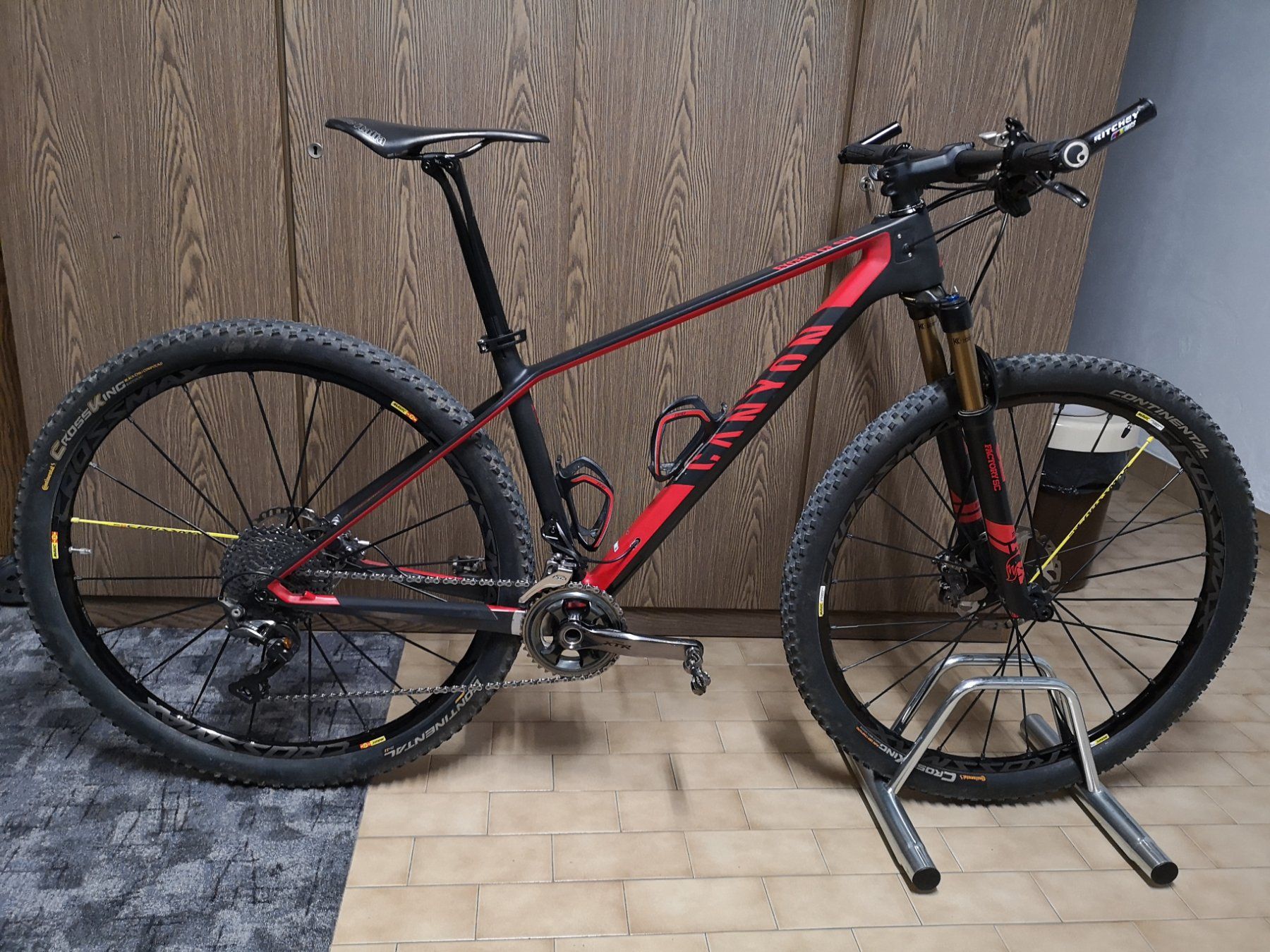 Canyon Velos: Mtb Canyon Exceed CF SLX – Gebraucht aus Bosco Luganese von svi_vv9w