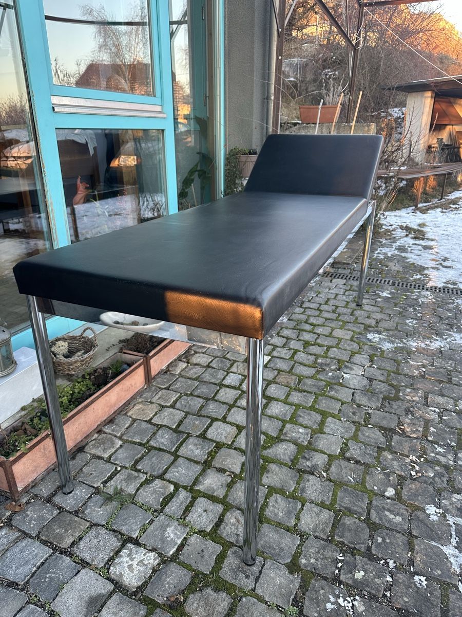 Chaises longues: USM Haller - Behandlungsliege – D'occasion à Dornach par Geistesgegenwart 4