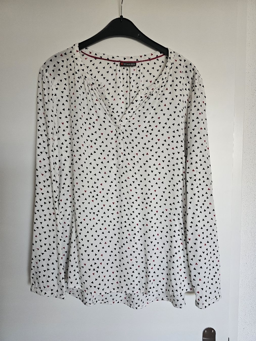 Blusen: Bluse von Street One in Grösse 42 – Neu (gemäss Beschreibung) aus Kleindöttingen von wsu_95mw