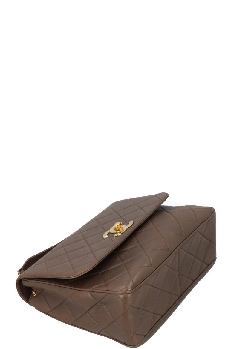 Chanel Borse da donna: Chanel Vintage Flap Bag Braun – Usato da Bergdietikon venduto da Lindor12 3
