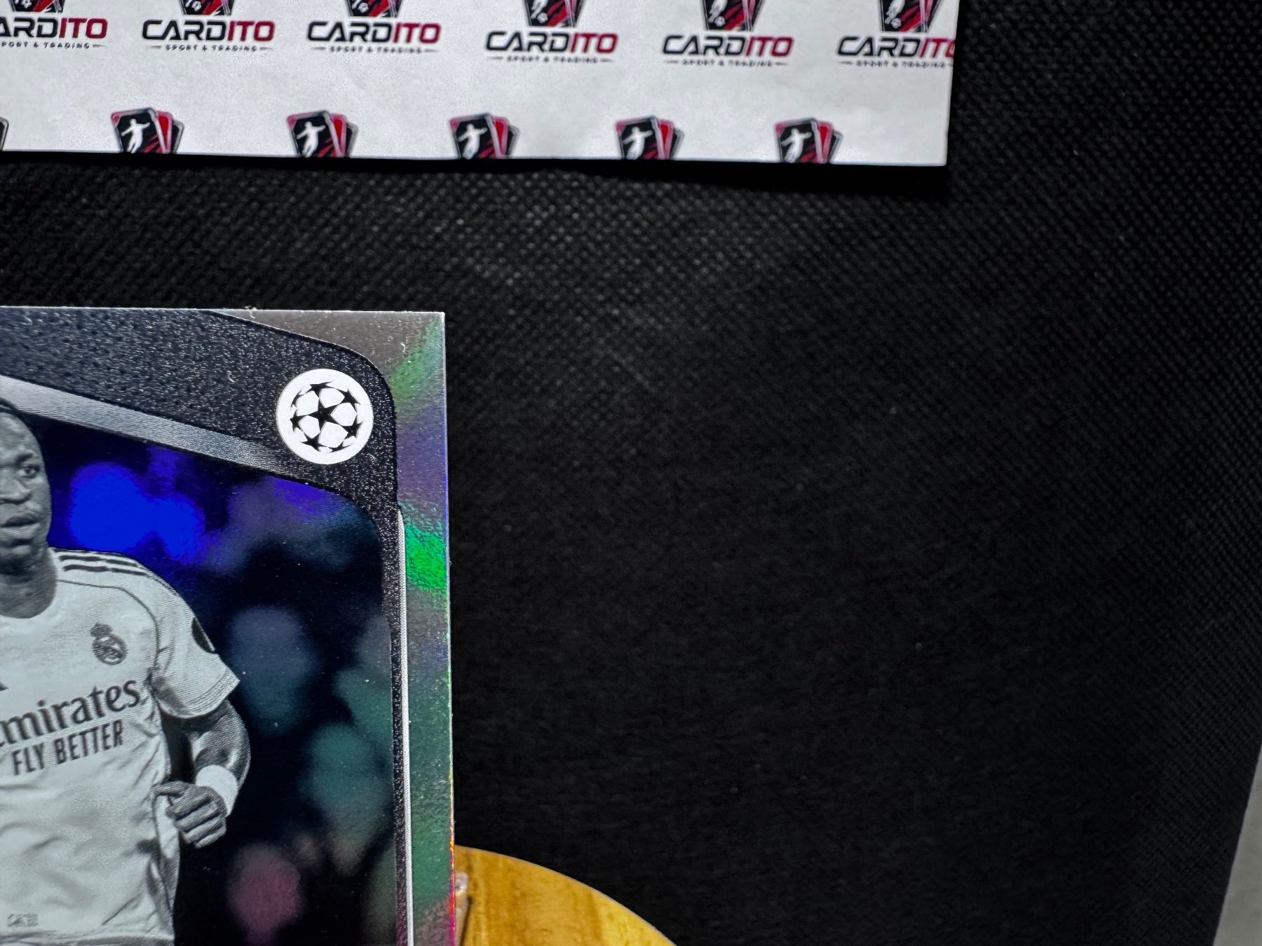 Topps Sammelbilder & Trading cards: 2025-26 Topps Flagship UCC Vini Jr.  /75 – Gebraucht aus Reconvilier von Cardito 3