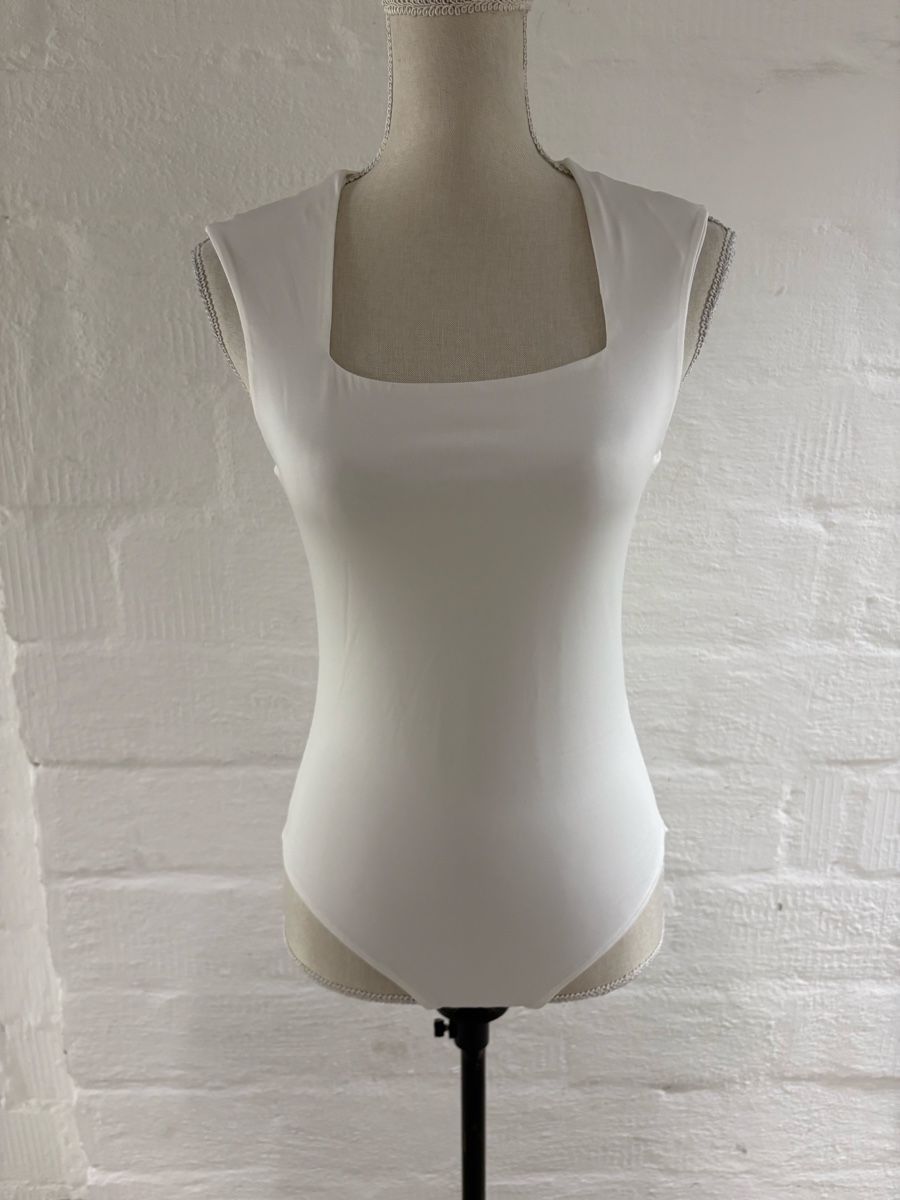 T-shirt: Damen Body,Gr.S(M) – Usato da Winterthur venduto da Nena222