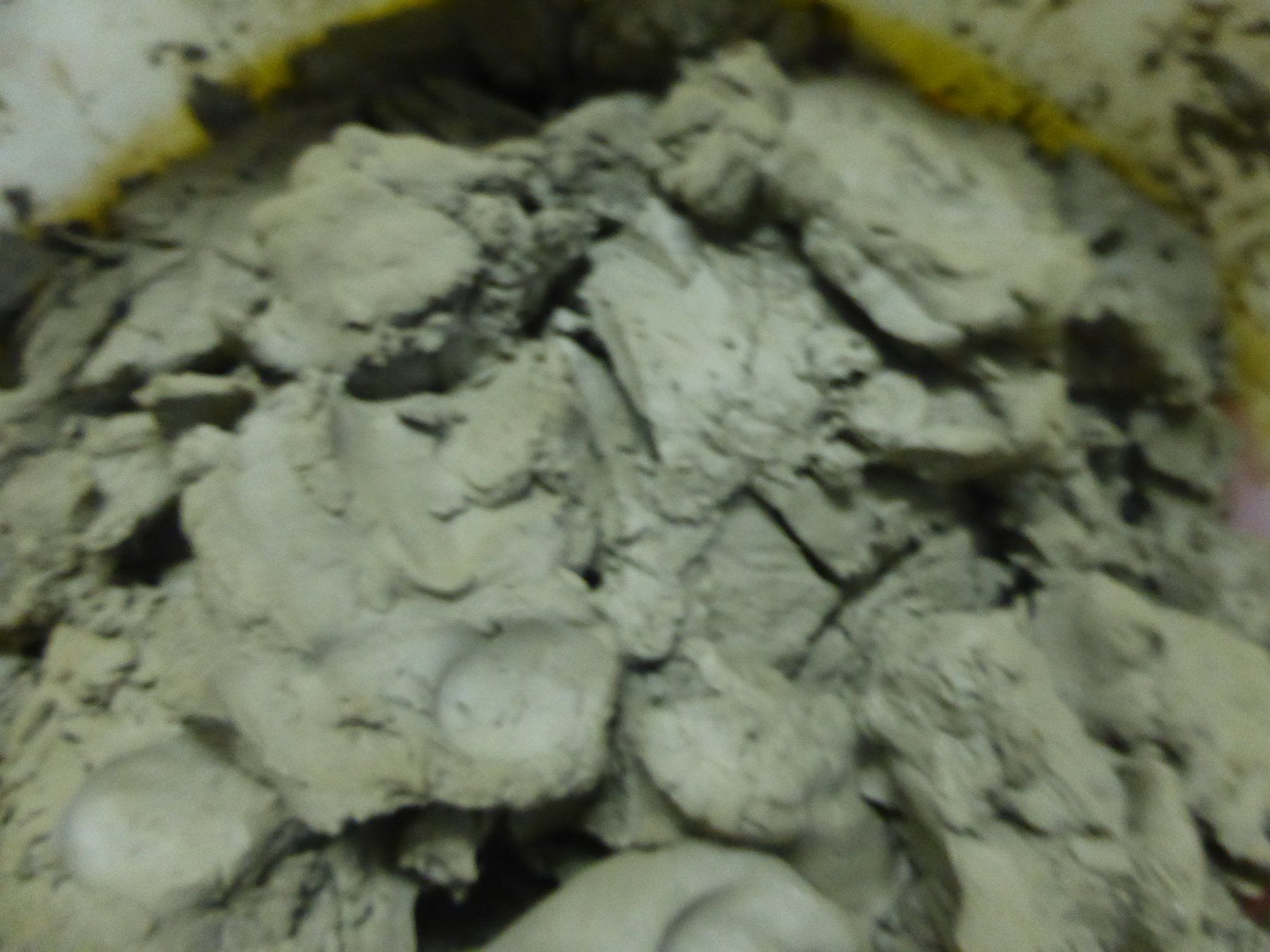 Materiale per modellare: Ton zum Töpfern, ca. 20kg – Usato da Triengen venduto da Nussbaum14 1