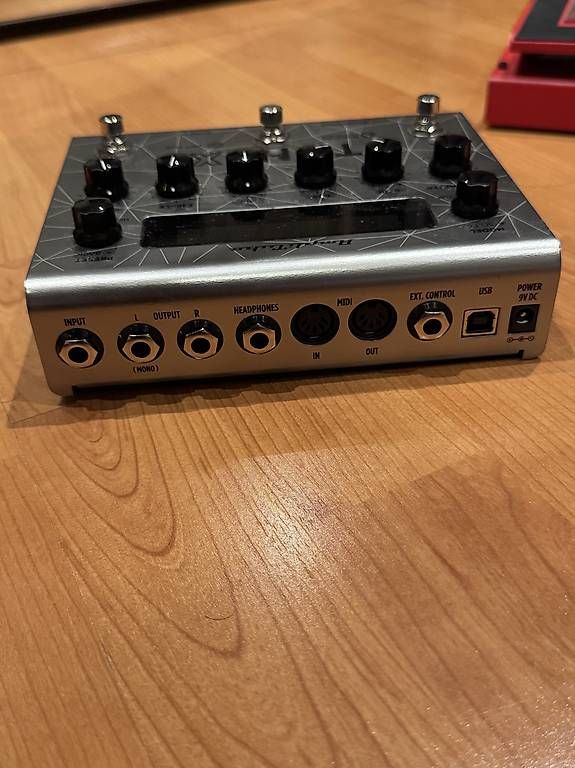 Musikinstrumente: ToneX - pedale multi effets  – Neu und originalverpackt aus Payerne von Eliona_11 1