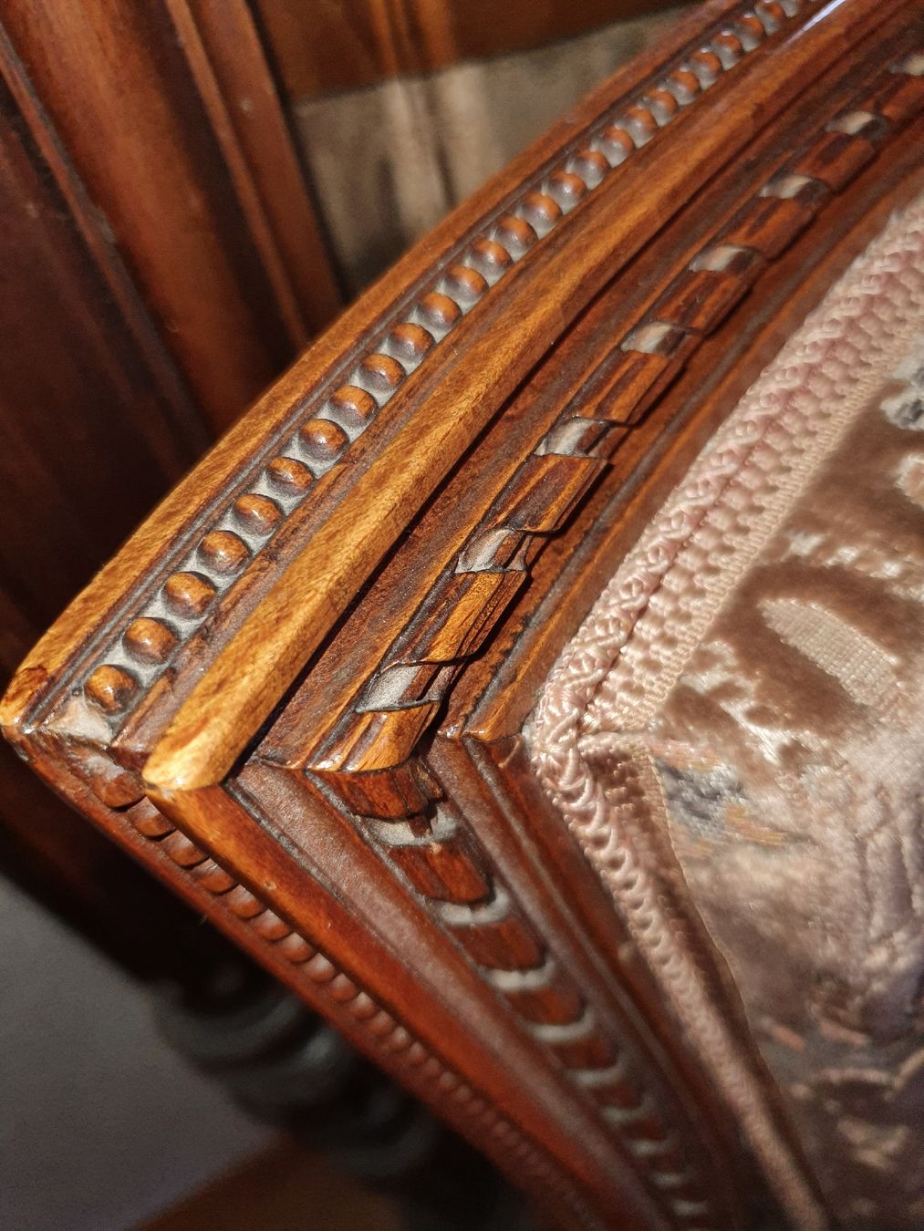 Poltrone: Fauteuil Louis XVI 1784 – Usato da Tavannes venduto da Alkatra-kkk666 4
