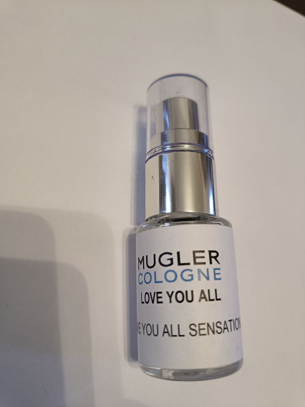 Profumi & Eau de Toilette: Parfums de créateurs-échantillons Mugler et Azzaro! – Usato da Genève venduto da Kamajan 9