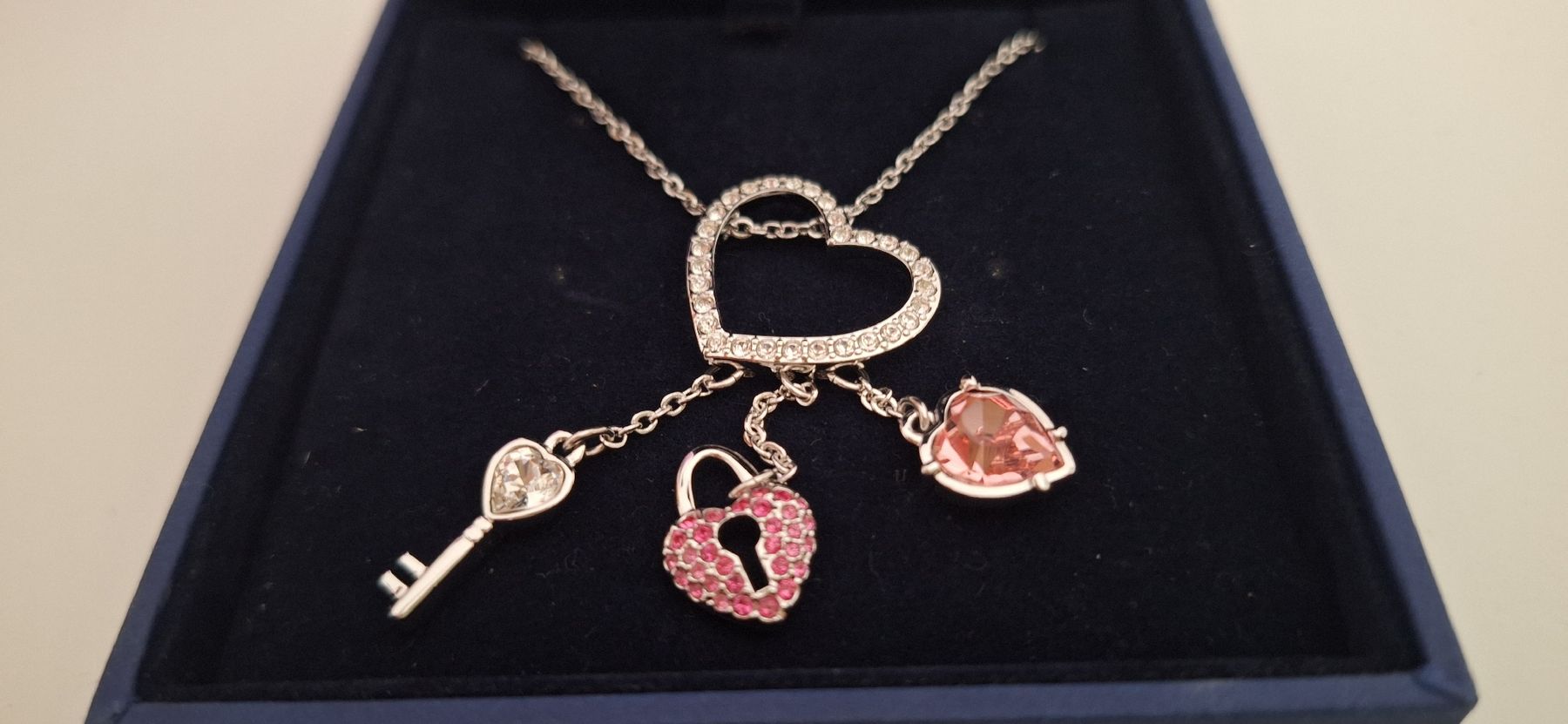 Swarovski Catenine: Swarovski Kette neu – Nuovo e nell'imballaggio originale da Mumpf venduto da SwissDi 2