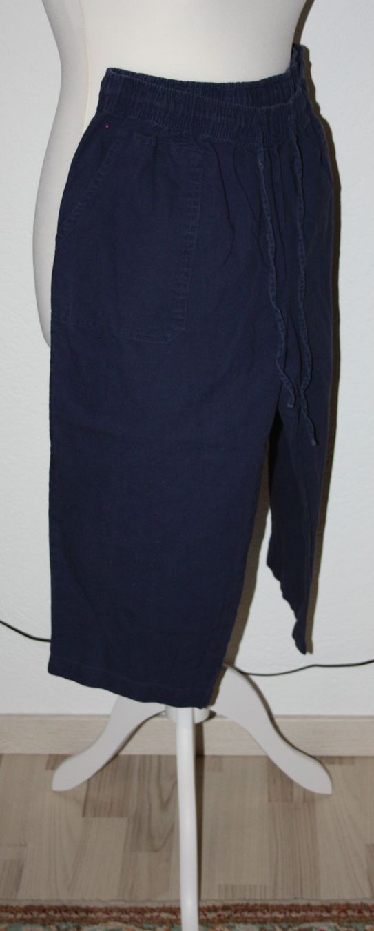 Pantaloni: Hose Bermuda TIS SAIA Gr. 46 – Usato da Flüelen venduto da Diversicum-Curvy 1