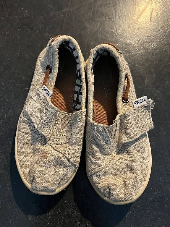 Scarpe per ragazzi: Toms Kinder Sandalen – Usato da Zürich venduto da sua_8b9h