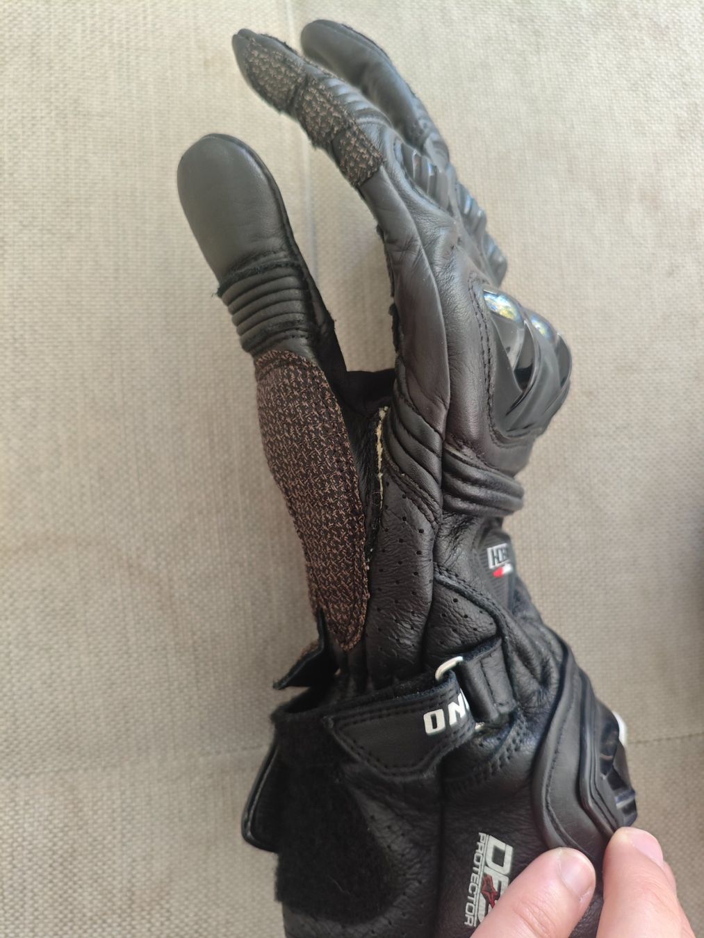 Alpinestars Sonstige Accessoires für Herren: Alpinestars Supertech motorcycle gloves – Gebraucht aus Romont FR von dem_ck68 3