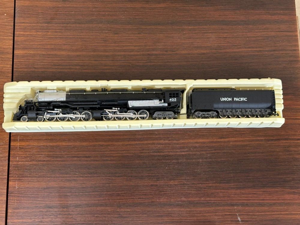 Locomotive Rivarossi 1254 HO – Big Boy 4-8-8-4 N°4013 – Modèle Réduit Occasion