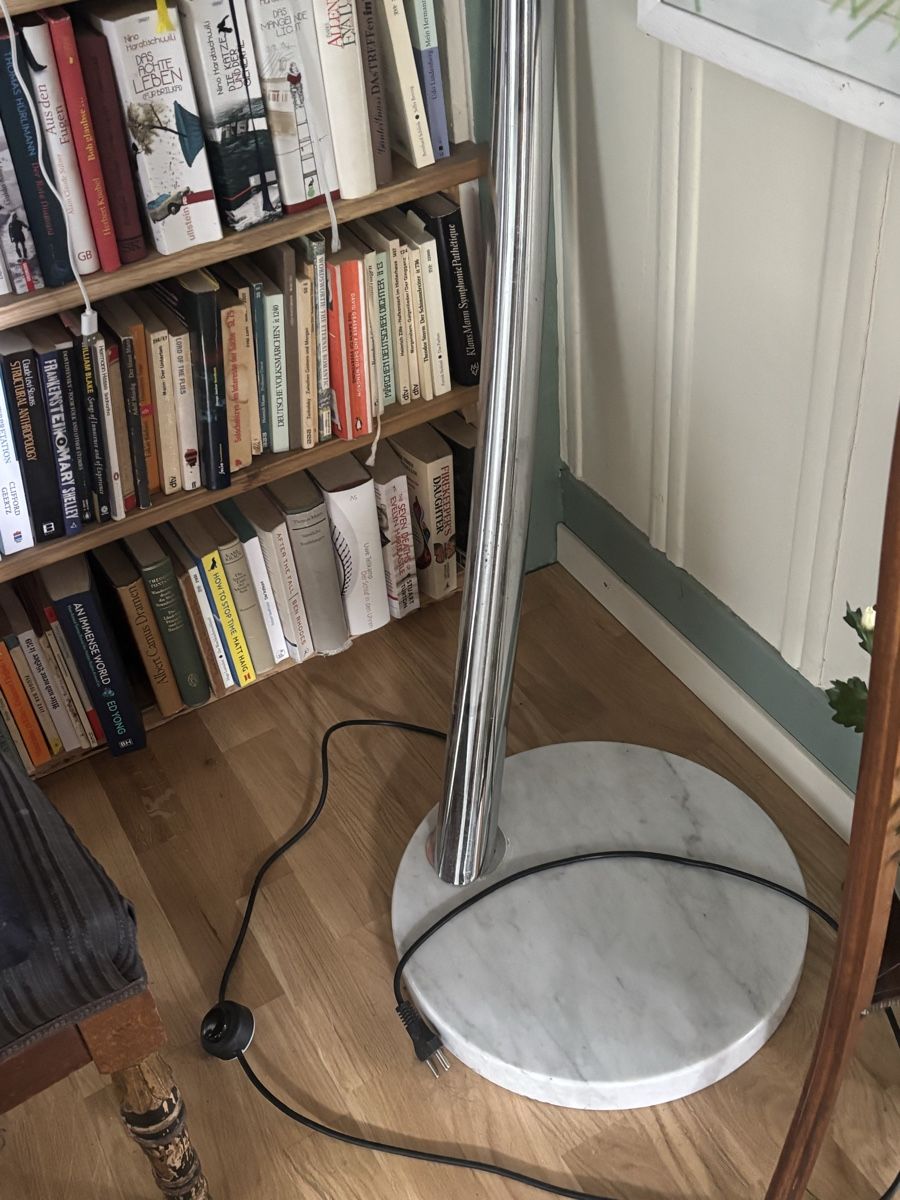 Lampen: Five-Arm Floor Lamp Chrome Finish Marble Base Used – Gebraucht aus Emmenbrücke von lucymeg 3
