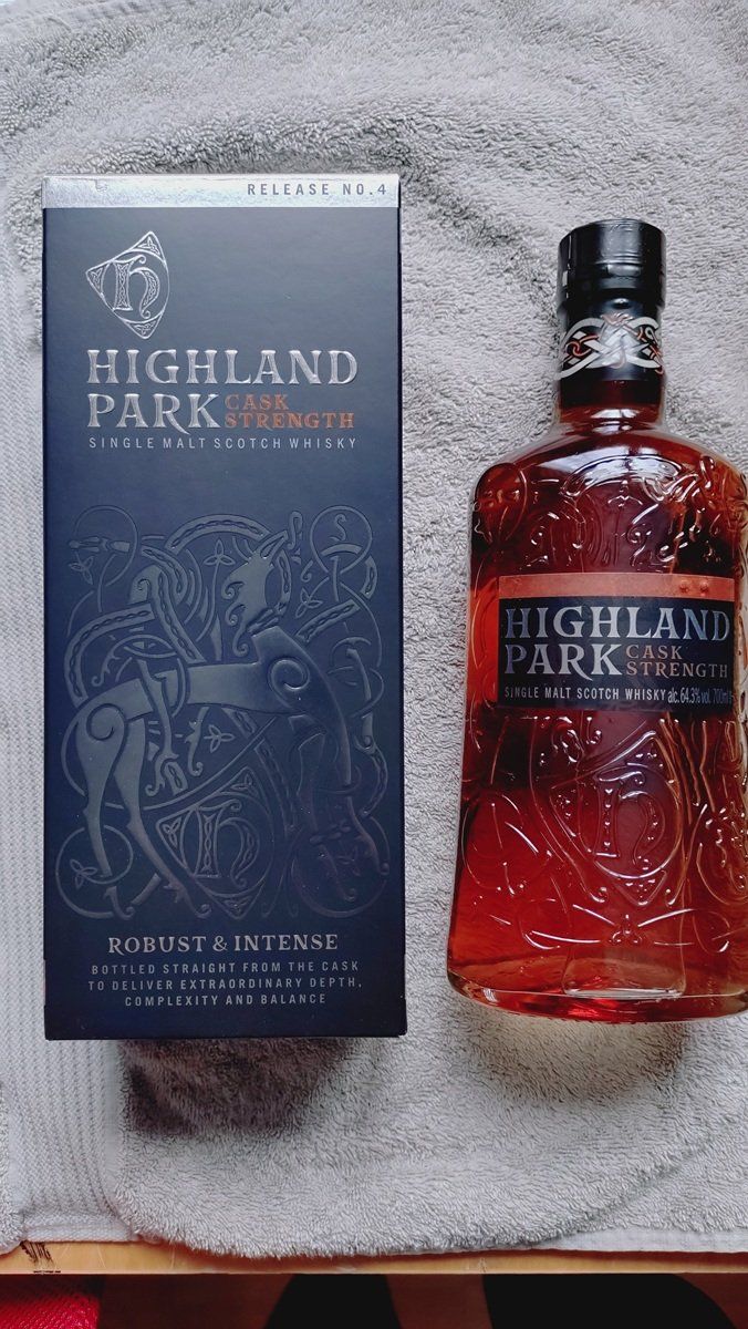 Highland Park Spirituosen: Highland Park Cask Strenght No.4 – Neu und originalverpackt aus Grüningen von Stargazer
