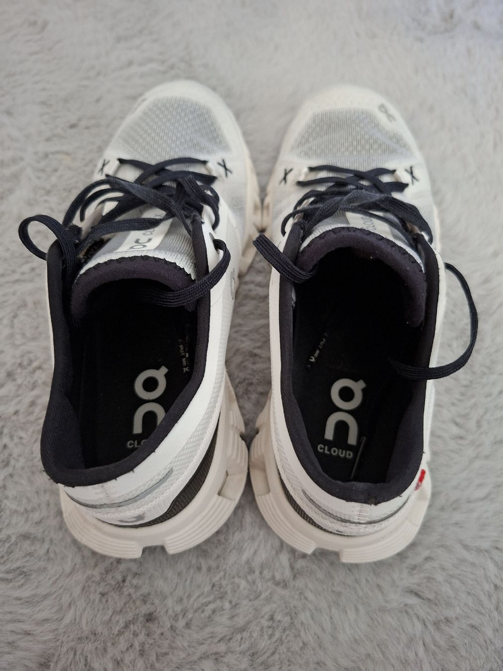 On Scarpe da donna: Chaussures de course ON Cloud, blanches, pointure 37 – Usato da Renens VD venduto da ser_j2fn 3