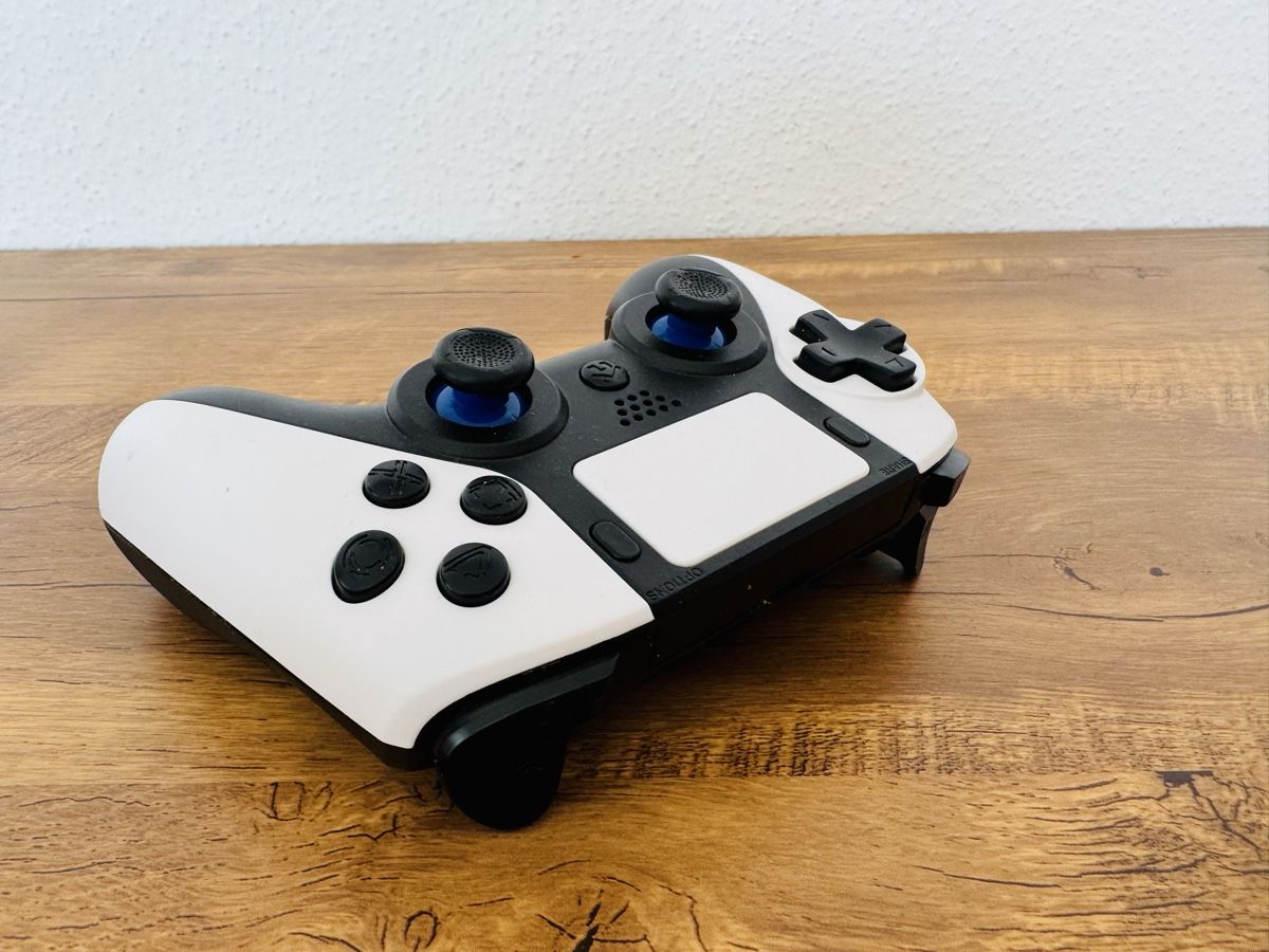 Sony Console: Manette Ready2Gaming PS4 Pro Pad X – Usato da Brügg BE venduto da Goob 2