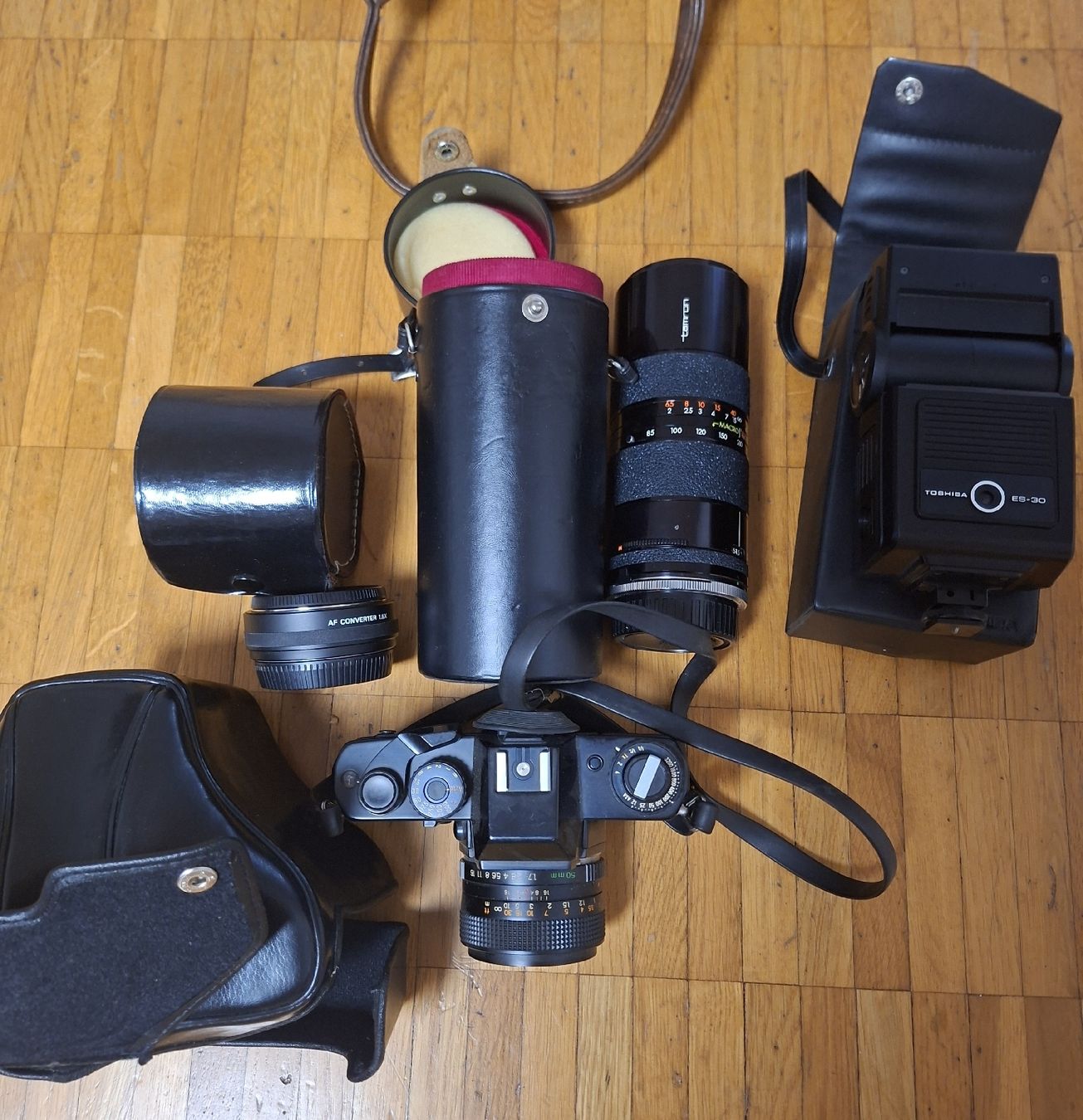 Yashica Fotocamera: Yashica Set – Usato da Affoltern am Albis venduto da Broki-Albis 1