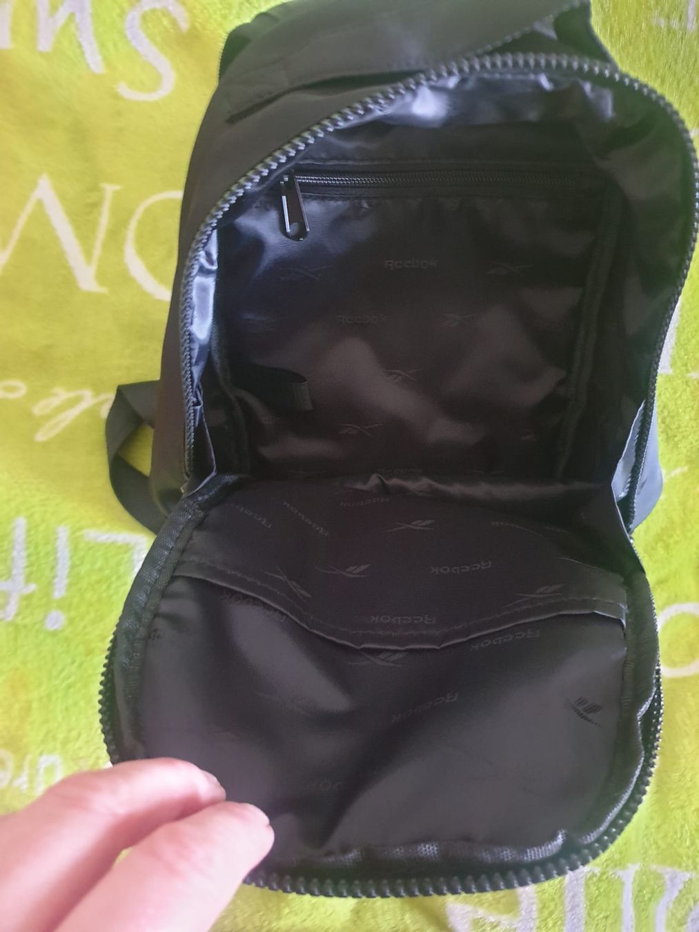 Reebok Sacs à dos: Sac neuf Reebok  – Neuf (Voir description) à Fribourg par mal_8zjh 1