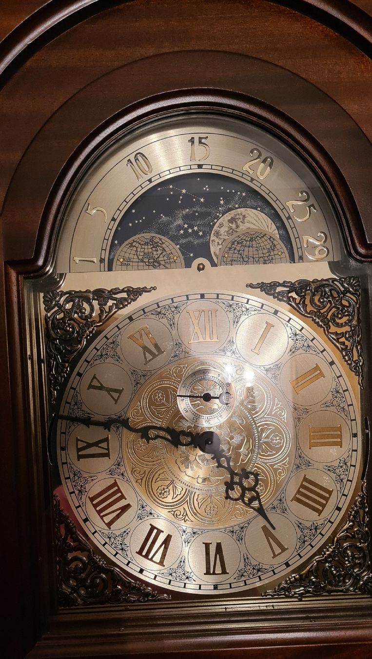 Pendules & Horloges murales: Standuhr  – D'occasion à Füllinsdorf par edu_jm8b 1