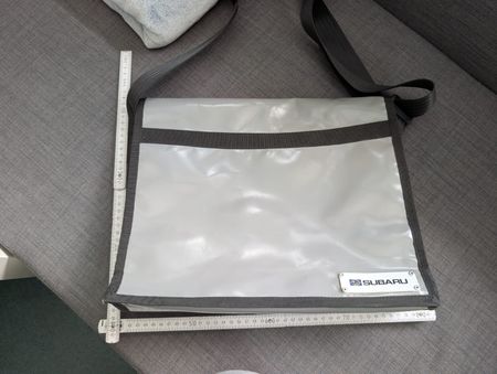 Eine Blachentasche von Subaru