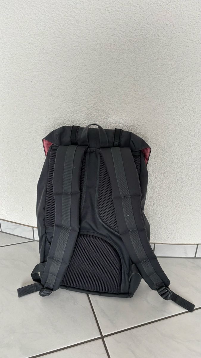 Herschel Zaini: Herschel Rucksack dunkelgrau – Usato da Wilen b. Wil venduto da alimonera 1