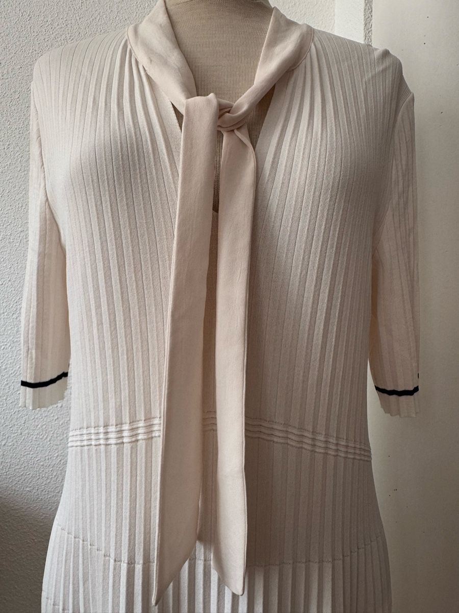 Marc Cain Vestiti: Robe Marc Cain crème, taille N5 plissée, viscose elastan – Nuovo (secondo la descrizione) da Morges venduto da sandy069 4