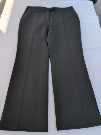 Pantalon Zara noir taille xl bon état 