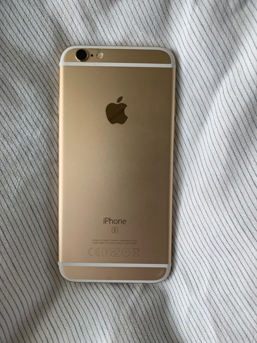 Apple Handys / Smartphones: iPhone 6S 64 GB – Gebraucht aus Edlibach von second_hand 1