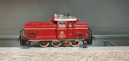FLEISCHMANN:DC: DB DIESELLOK BR V 60 ROT GUSSMODELL